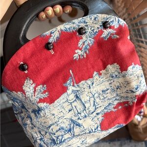 Vintage Chic Red and Black Mini Bag with Pastoral Print